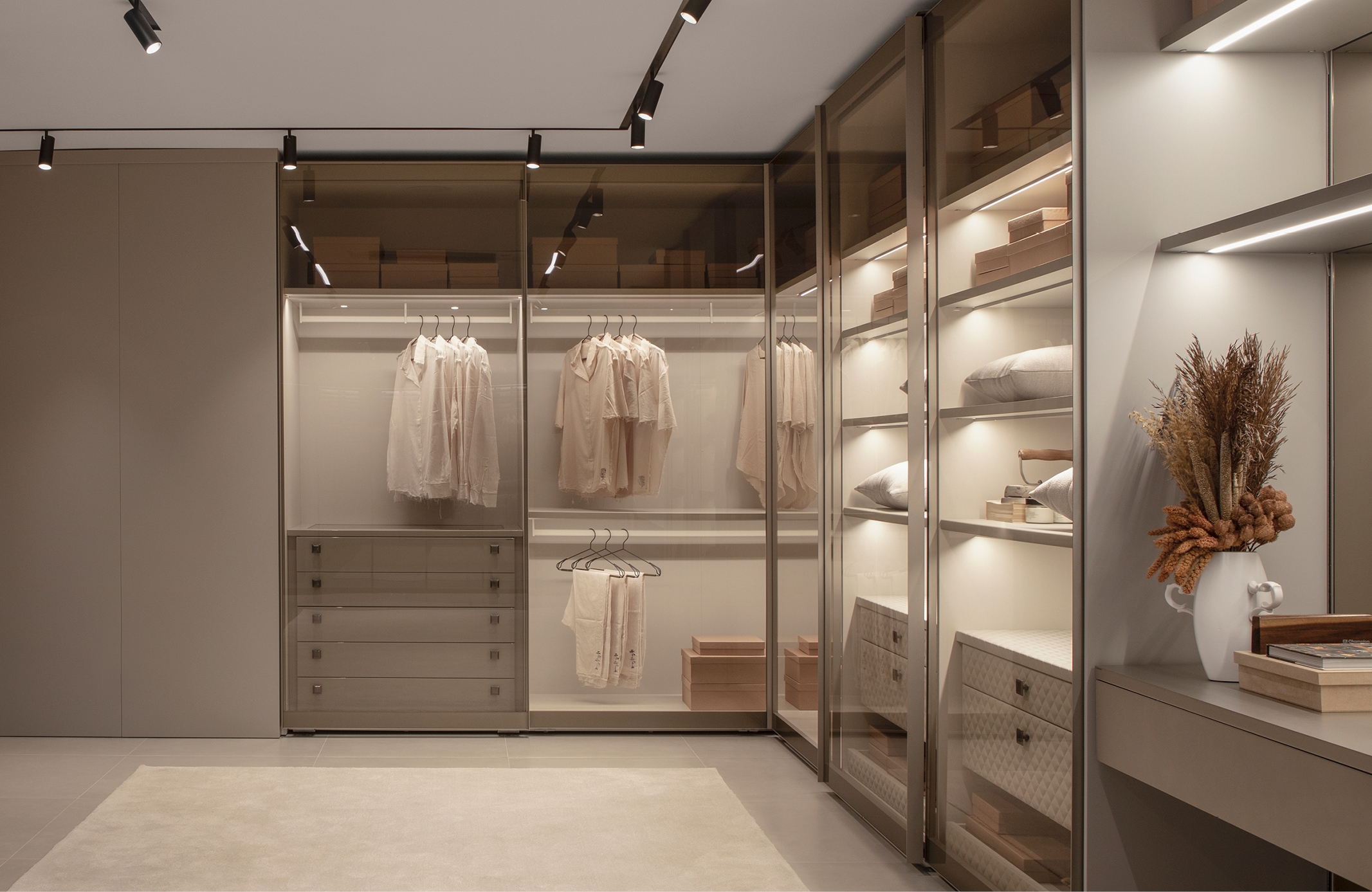 Slider image 7